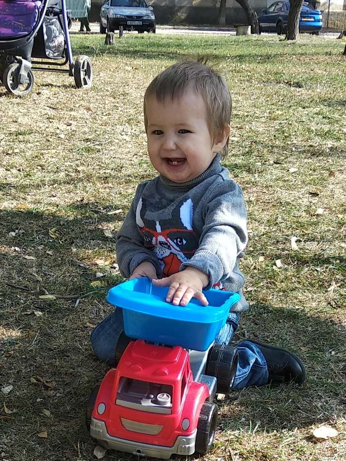 Владимир Мустаев